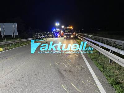3 Schwerverletzte, Beifahrer eines BMW flüchtig - Alkoholisierter BMW-Fahrer kracht mit hoher Geschwindigkeit ins Heck vom Mercedes von 60-jährigen