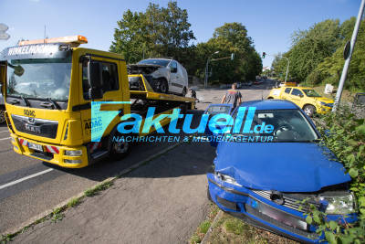 2 Verletzte nach Kreuzungscrash in Waiblingen-Neustadt