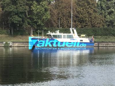 Person springt von König Karl Brücke und löst Großeinsatz von Rettungskräften aus