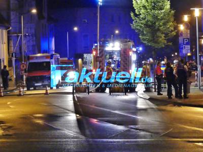 Kornwestheim: Brand im Lager eines Discounters - Feuerwehr im Einsatz