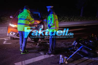 Daciafahrerin übersieht bei Eberstadt beim Abbiegen ein Krad - 19 Jähriger Fahrer wie auch Sozius schwer Verletzt