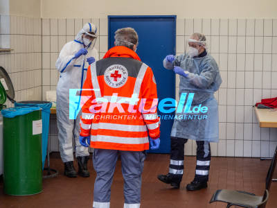 Bis zum Abend kein positives Ergeniss nach Corona-Schnelltests in Neuffen