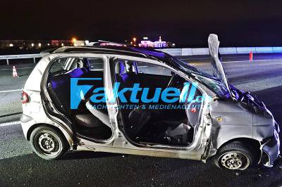 Pkw kommt auf der A6 ins Schleudern, überschlägt sich und bleibt auf dem Dach liegen - Fahrerin verletzt