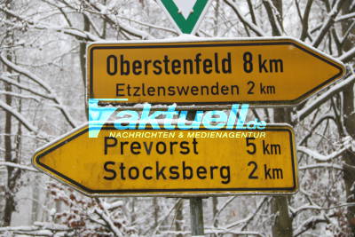 Viel Schnee, wenig Verkehrschaos am Stocksberg - Feuerwehr im Einsatz