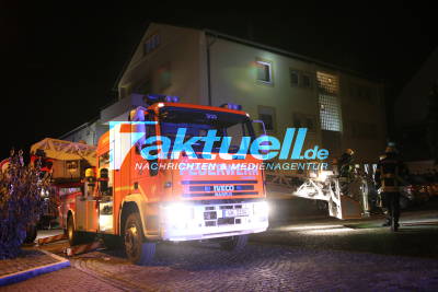 Kellerbrand ruft die Feuerwehr Winnenden auf den Plan - Mehrere Spraydosen explodieren im Keller - 10.000 Euro Sachschaden