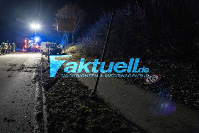 Unfall mit Fahrerflucht - Autofahrer verunfallt wegen Alkoholisierung zwischen Brackenheim und Hausen - Polizeihubschrauber im Einsatz