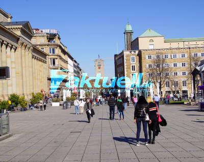 Stuttgart: Frühlingswetter lockt zahlreiche Leute nach draussen 