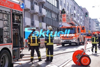 Brand auf Balkon führt zu Großeinsatz der Feuerwehr
