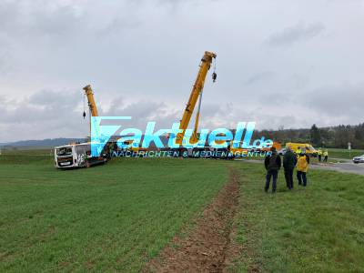 Betrunkener Linienbus-Fahrer (1,4 Promille!) kommt von der Fahrbahn ab - Führerschein beschlagnahmt