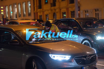 Wieder Ausgangssperren in der Nacht: Polizei kontrolliert in Ludwigsburg Autofahrer und Linienbusse