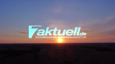 (BB) Wunderschöner Sonnenaufgang über Ostprignitz-Ruppin - Drohnenaufnahmen