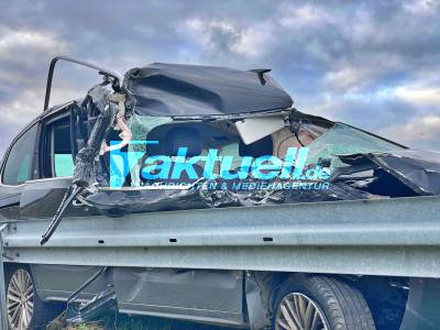 LKW Unfall auf der A24 - Mit geklauten VW betrunken in LKW gerast - 59-jähriger Pole wurde nur leicht verletzt