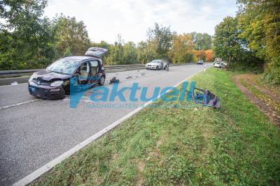 Mehrere Verletzte bei Frontalzusammenstoß mit 3 Fahrzeugen - L1100 bei Neckarweihingen voll gesperrt