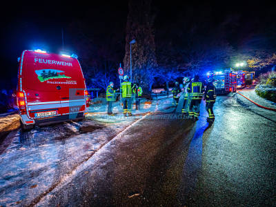 Feuer im Keller von Kurhotel - 70 Hotelgäste müssen bei Eis & Schnee evakuiert & versorgt werden - 3 Verletzte