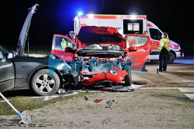 Kreuzungscrash unter Drogen bei Aspach - Unfall fordert zwei schwer Verletzte - Landstraße für 3 Stunden gesperrt