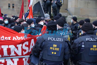 Gegenproteste bei AfD Kundgebung