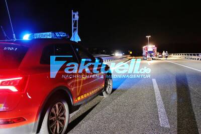 Fahrzeugbrand! - B14 in Richtung Stuttgart voll gesperrt - PKW brennt vollständig aus