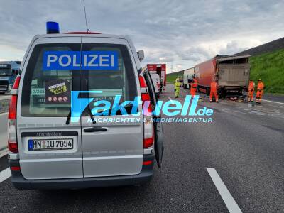 Heftiger Stauendeunfall mit 3 LKW fordert glücklicherweise nur einen Leichtverletzten