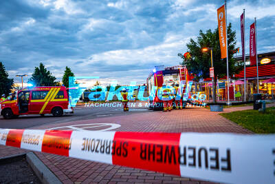 A8: Tank- & Rastanlage abgesperrt - Ammoniak Austritt bei Reaktion im Container auf LKW - Messzug im Einsatz