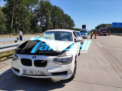 Reiseverkehr auf der A24 in Richtung Ostsee löst nach Unfall Massenanfall von Verletzten auf der Autobahn aus - 7 verletzte darunter auch Kinder 