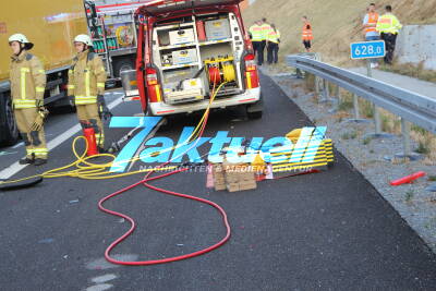 Schwerer Verkehrsunfall auf der A6- 1 Person verstorben