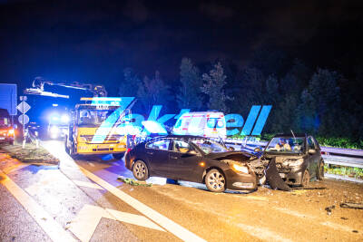 Crash mit 2 Fahrzeugen fordert Vollsperrung der B27 bei Kornwestheim