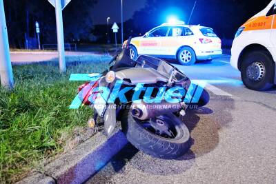 Rentnercrash: 86 jähriger nimmt Rollerfahrer die Vorfahrt - Zweirad Fahrer verletzt