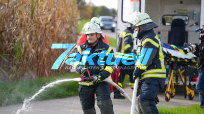 Verwaltungsverbandsübung mehrerer Feuerwehren in Schlaitdorf
