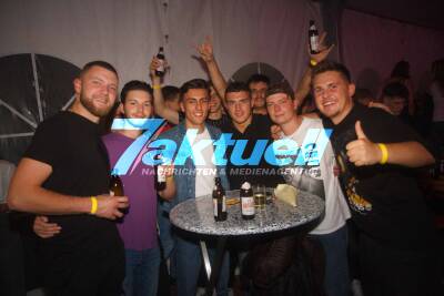 Aftershowparty bei der Römer Kirbe mit den Grafenbergern