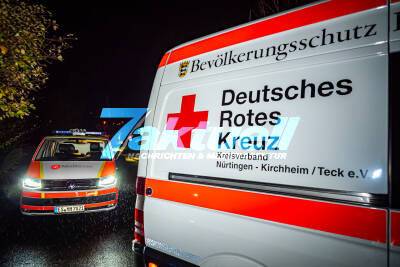 Lebensgefährliches Drama im Studentenwohnheim mit 3 Verletzten nach tätlicher Auseinandersetzung - Zahlreiche Rettungskräfte & Polizei im Einsatz