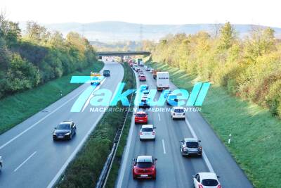 Fahrzeugbrand am Teiler B14/B29 - Verkehrschaos im Berufsverkehr - Bundessstraße voll gesperrt