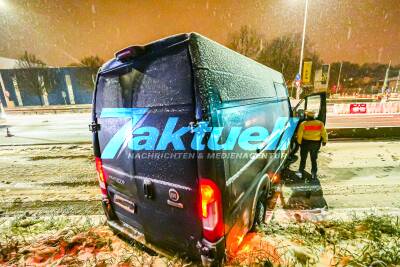 Etliche schneebedingte Unfälle auf der B27, B14, B313 und Auffahrt zur A8 bei Wendlingen - Gesperrte Straßen
