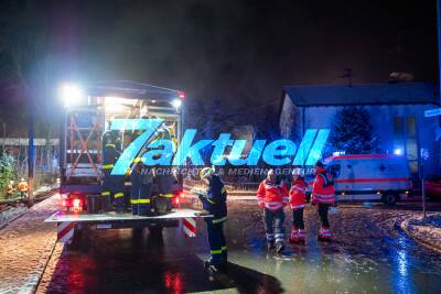 Tank mit 50.000 Liter Hydrauliköl geht in Flammen auf und mehrere Explosionen - der Schaden bei einem Brand in Allmendingen  wird auf 200 Millionen EUR geschätzt 