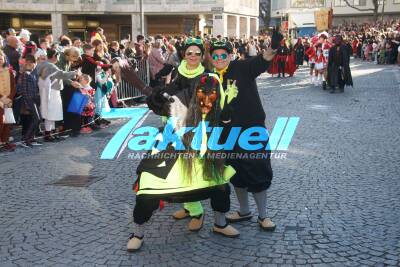 Großer Jubiläums-Fasnachtsumzug in der Stuttgarter Innenstadt