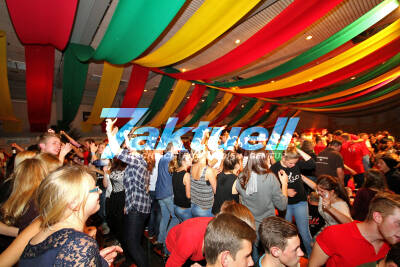Kirbe in Waiblingen-Beutelsbach. Kirbeparty in der Beutelsbacher Halle