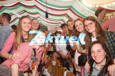 Vorfeiertag auf dem Frühlingsfest