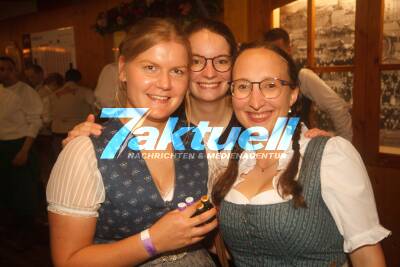 Thank God it'sFriday im Wasenwirt-Zelt