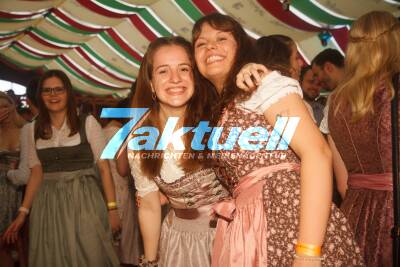 Schwabensonntag und I love College im Wasenwirt