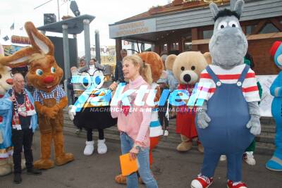 1. Stuttgarter Maskottchen-Treff aus dem Frühlingsfest