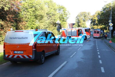 Autos krachen zusammen - Drei Verletzte bei Unfall im Leipziger Osten