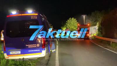 Schüsse auf Fluchtfahrzeug bei Zoll-Kontrolle! Beamter bei Einsatz auf A2 Rastplatz angefahren - Kollege schießt auf flüchtenden PKW - Täter crasht in die Leitplanke - Festnahme!