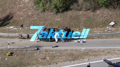 Schleuserfahrzeug verunfallt: Sieben Tote bei Unfall auf Autobahn in Bayern - 16 wurden zum Teil schwer verletzt