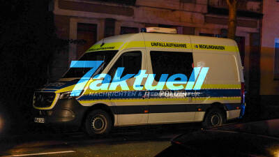 Illegales Kraftfahrzeugrennen? Schwere G-Klasse kracht in Transporter - 2 Verletzte bei Frontalcrash in Recklinghausen