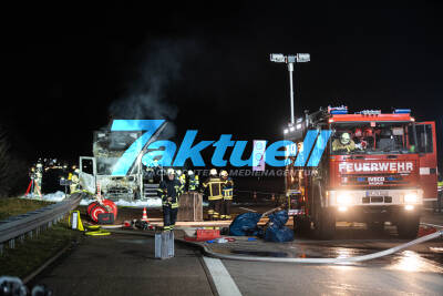 Lkw mit vermeintlicher Ladung von Medizinprodukten und Chemikalien in Flammen – A8 in beiden Richtungen gesperrt
