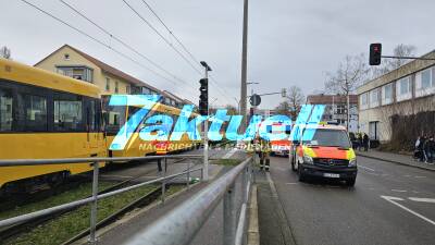 Kind von Stadtbahn überrollt - lebensgefährlich verletzt - mehrere Personen mussten psychologisch betreut werden