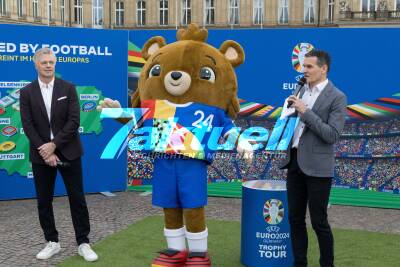 EM Trophy Tour - Erste Station Stuttgart