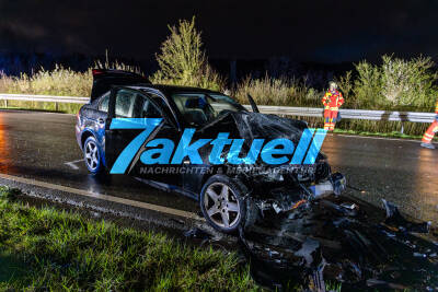 72-jähriger Fahrer verursacht Massencrash durch zu schnelles Fahren bei Nässe – mehrere Personen schwer verletzt