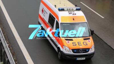Rutschbahn auf Autobahn: Massenkarambolage bei Eisregen: A8 am Chiemsee: 9 Fahrzeuge, ca 250.000€ Schaden, Großalarm für Rettungskräfte 
