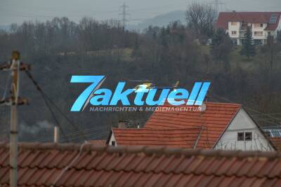 Baumfällarbeiten in schwierigem Gelände beim Stihl in Neustadt mit Hubschrauber
