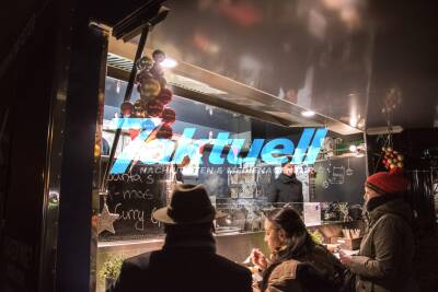 Streetfood Weihnachtsmarkt in Stuttgart Zuffenhausen